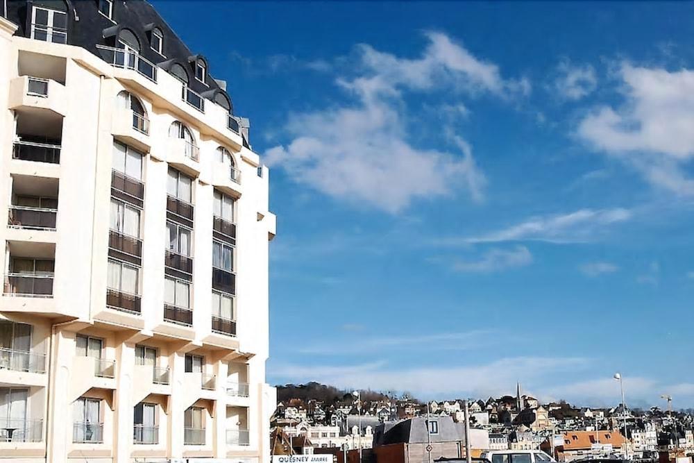 Sowell Hotels Le Beach Trouville-sur-Mer Exterior photo