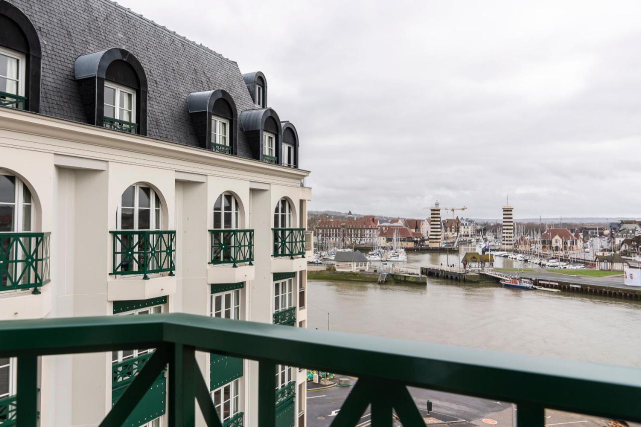 Sowell Hotels Le Beach Trouville-sur-Mer Exterior photo